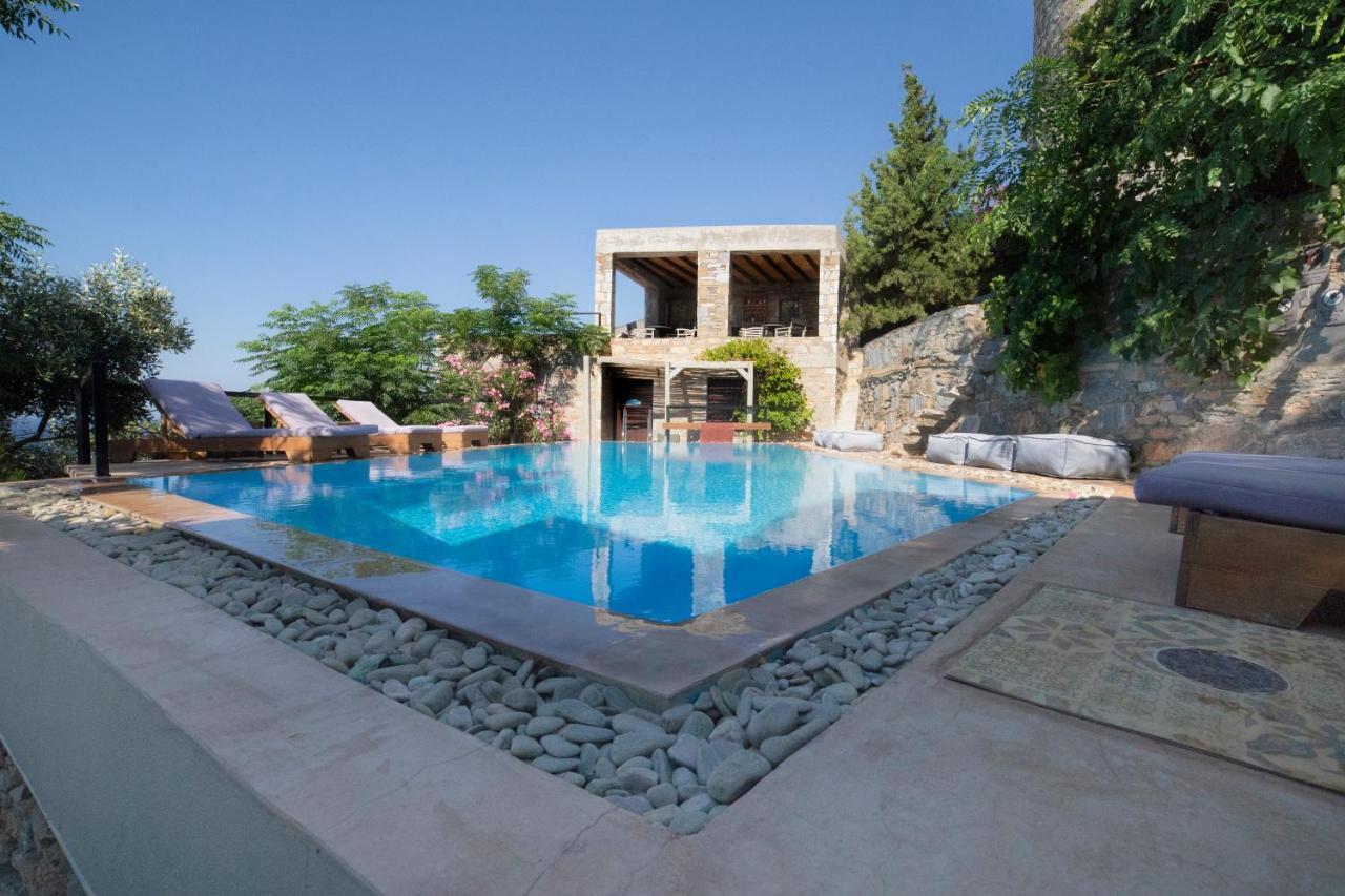 Pyrgos Traditional Village Agios Kirykos  ภายนอก รูปภาพ