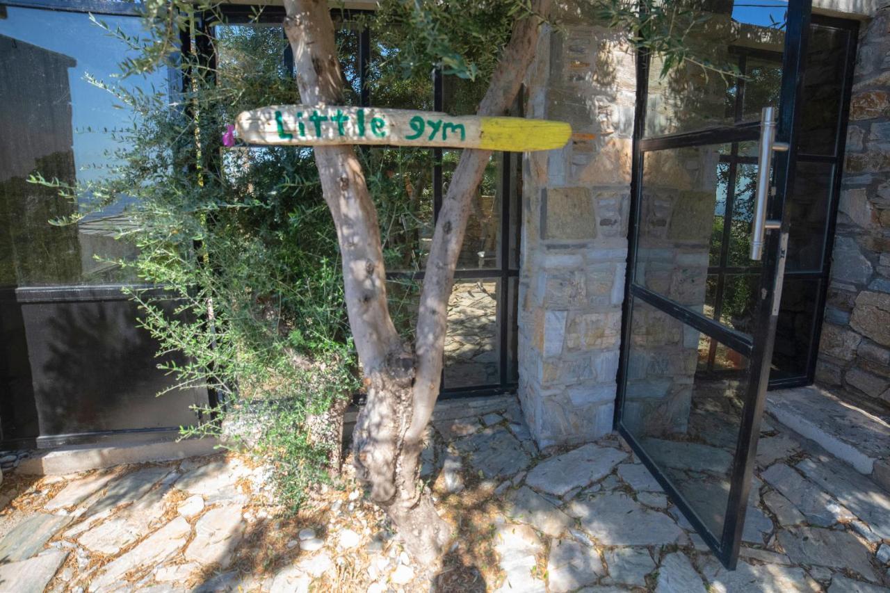 Pyrgos Traditional Village Agios Kirykos  ภายนอก รูปภาพ