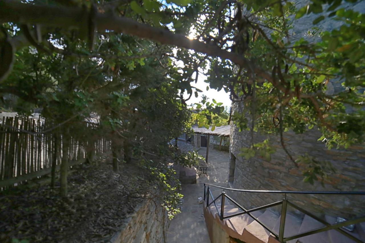 Pyrgos Traditional Village Agios Kirykos  ภายนอก รูปภาพ