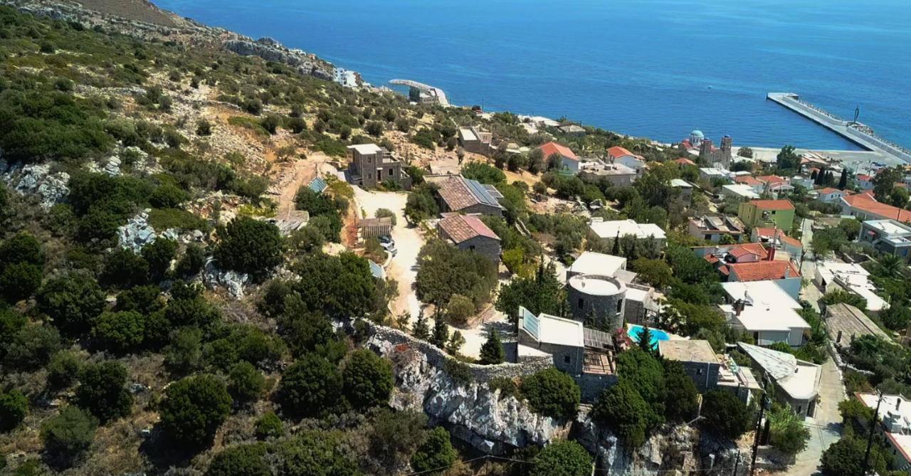 Pyrgos Traditional Village Agios Kirykos  ภายนอก รูปภาพ