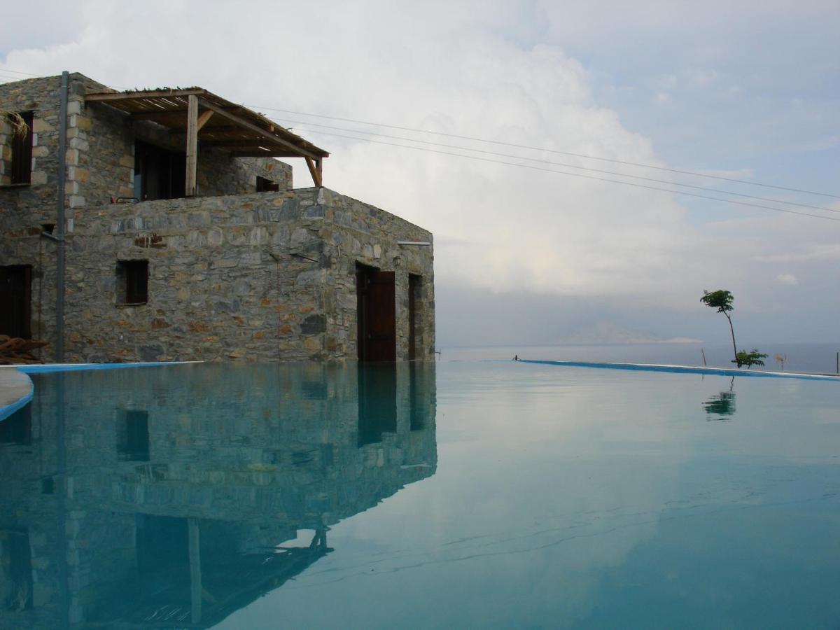 Pyrgos Traditional Village Agios Kirykos  ภายนอก รูปภาพ