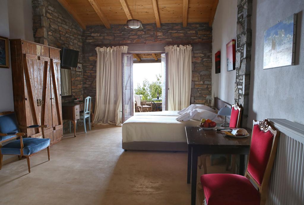 Pyrgos Traditional Village Agios Kirykos  ภายนอก รูปภาพ