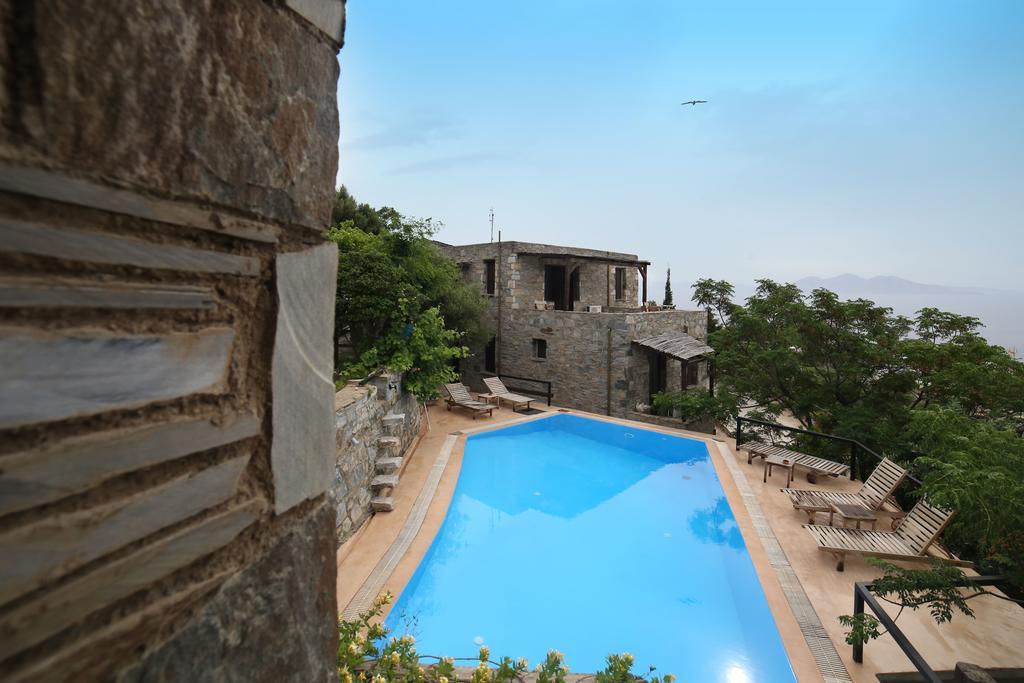 Pyrgos Traditional Village Agios Kirykos  ภายนอก รูปภาพ