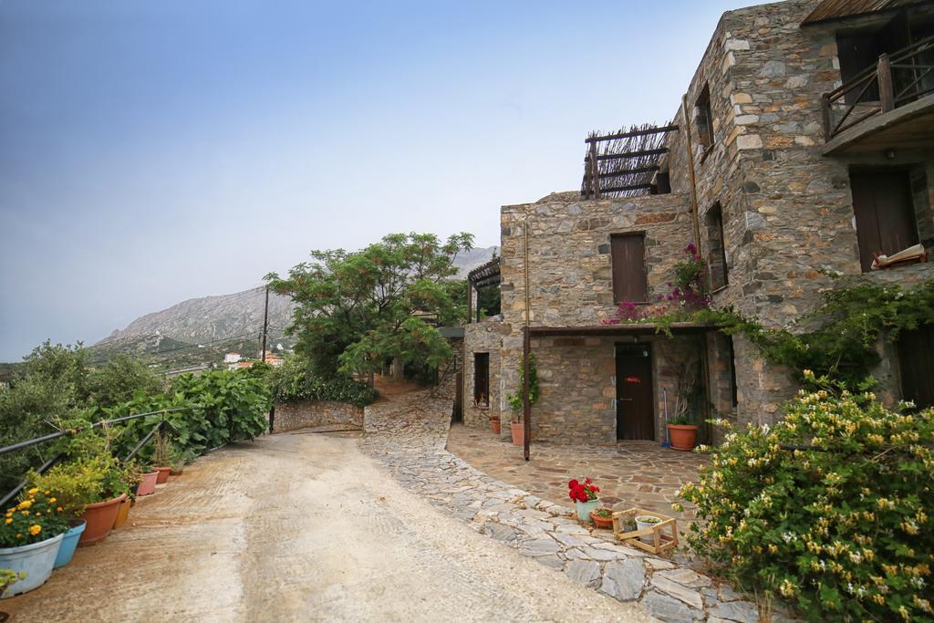 Pyrgos Traditional Village Agios Kirykos  ภายนอก รูปภาพ